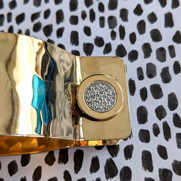 Gold Cuff Bracelet w/ Rhinestone Cufflink Clasp - Picture 4 of 5